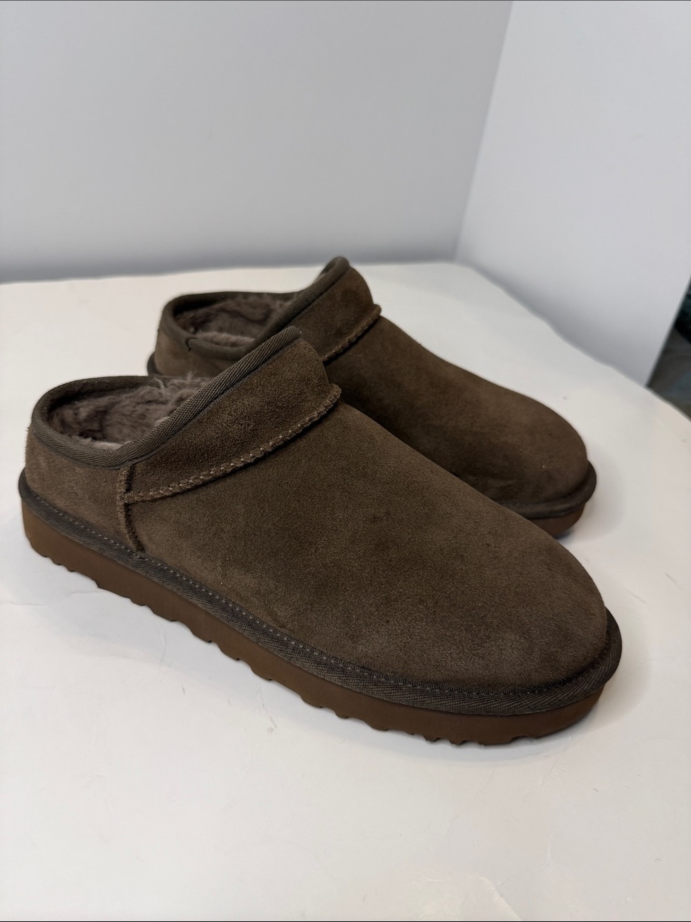 Womens Uggs, Brown Suede Slip-On Comfort Clog
